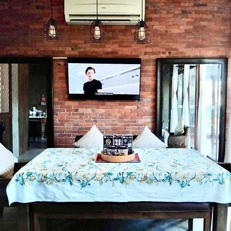 Isla Villa 1 Amazing Waterfall Pool House Near Beach, Bars & Restaurants Lapu-Lapu City Luaran gambar